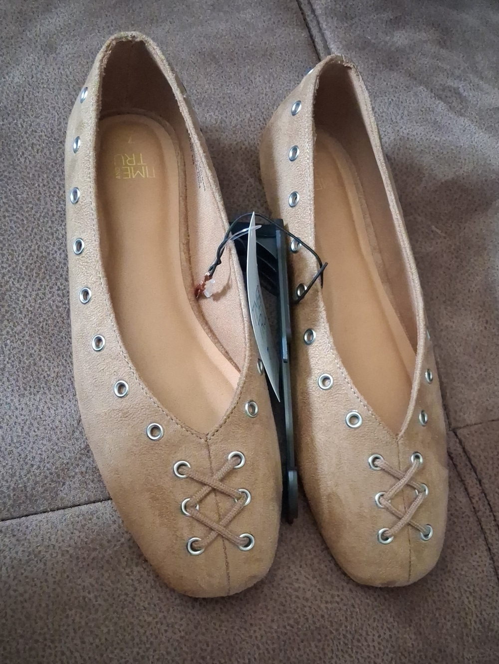 Time And Tru Suede Lace-Accent Women’s Flats Sand Size 7 - Picture 2 of 6